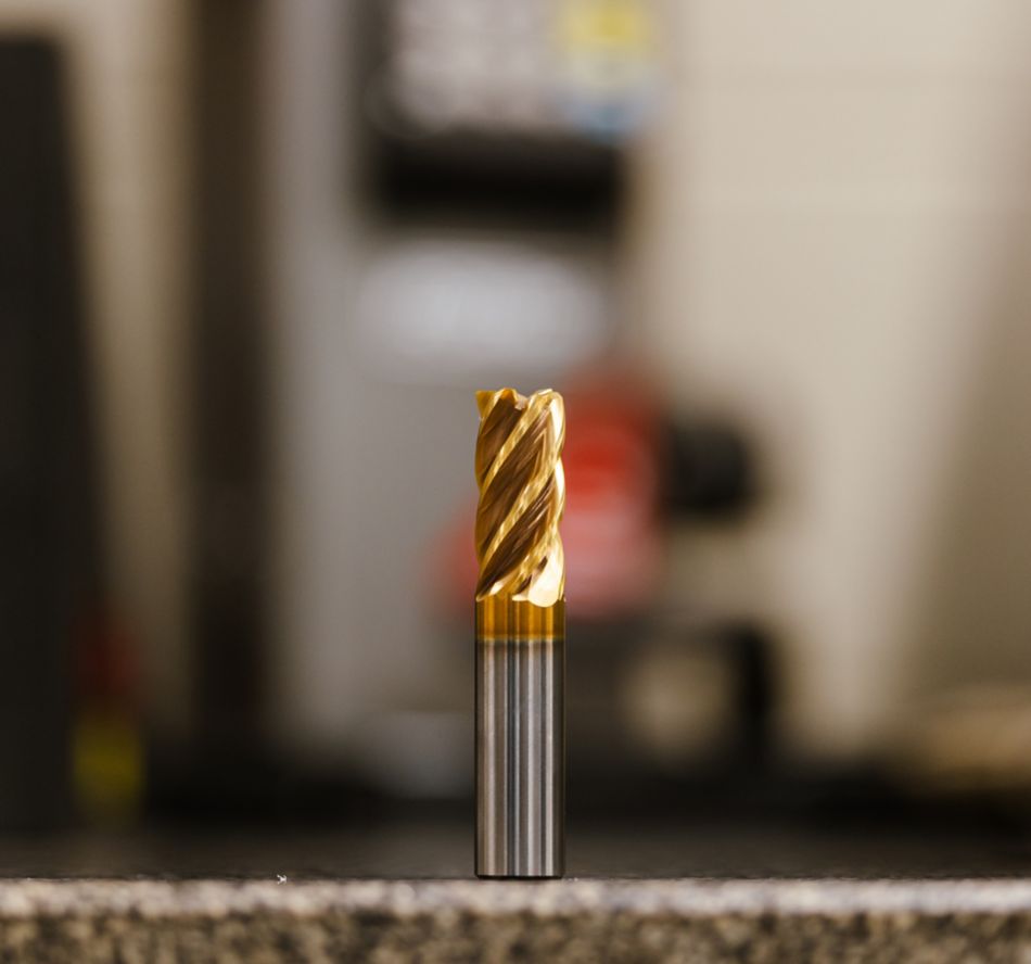 Kennametal HARVI II TE Solid End Mill on Edge of Table