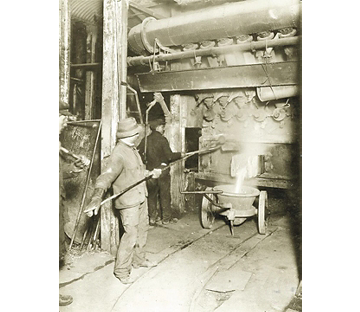 Historic Stellite Alloys production photograph