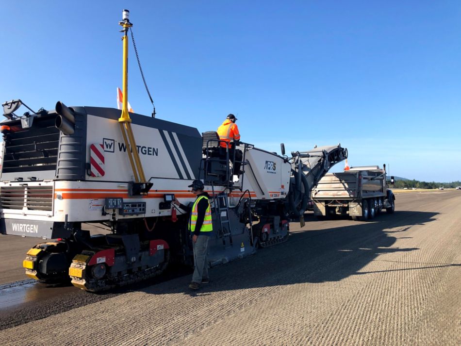 pr systems road milling machine at work