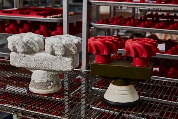 Waxing and shelling process. Components on shelf.