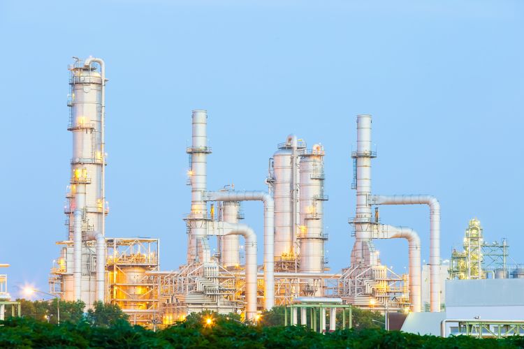 Oil refinery plant