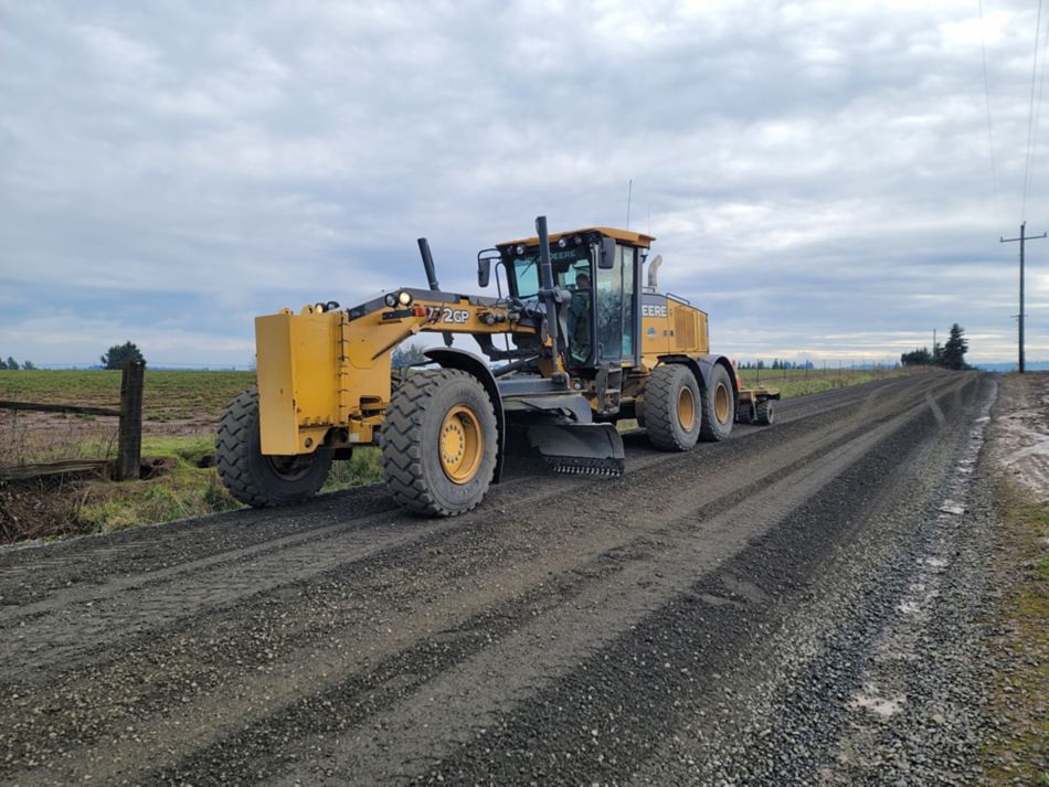 Scarifier Blade Teeth Installed on a Moter Grader