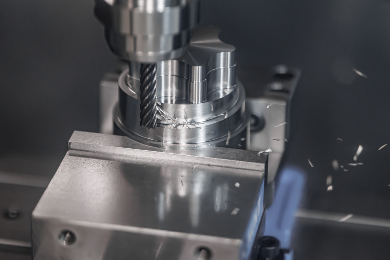 VariMill Chip Splitters Milling a Workpiece